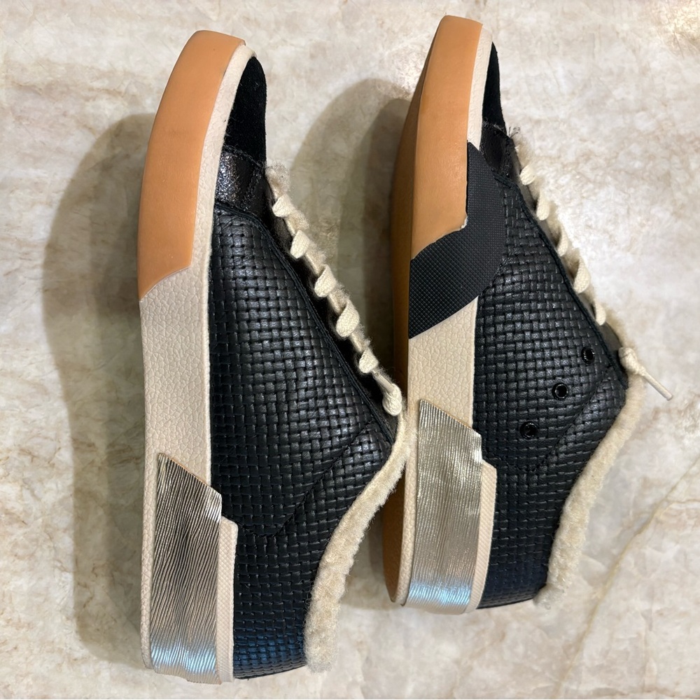 Dolce Vita Black Zantel Sneakers - Picture 4 of 7
